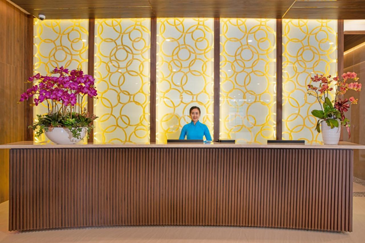 Gold Plaza Hotel Da Nang Exterior foto